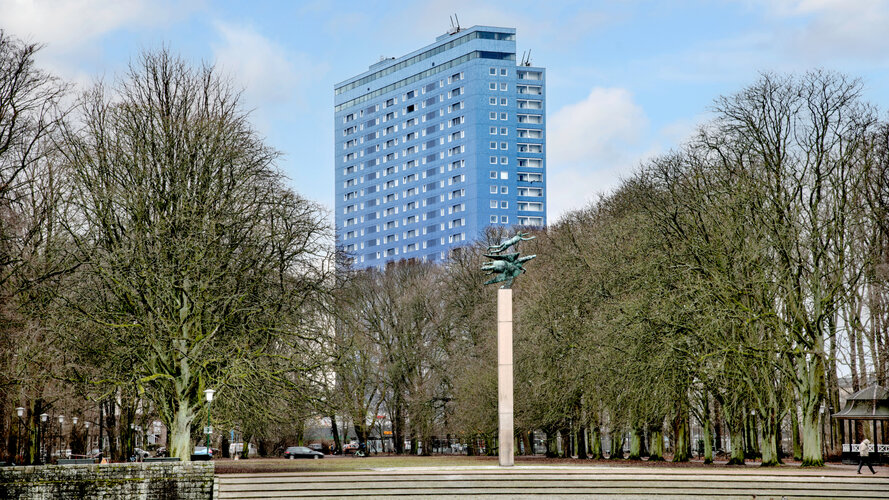 1,9 Millionen blaue Fliesen: Hochhaus in Malmö erhält neue Mosaikfassade