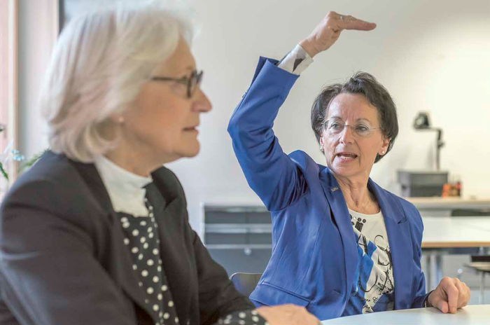 „Wir müssen lernen, miteinander zu reden“, sagt Wilhelmina Katzschmann (rechts).