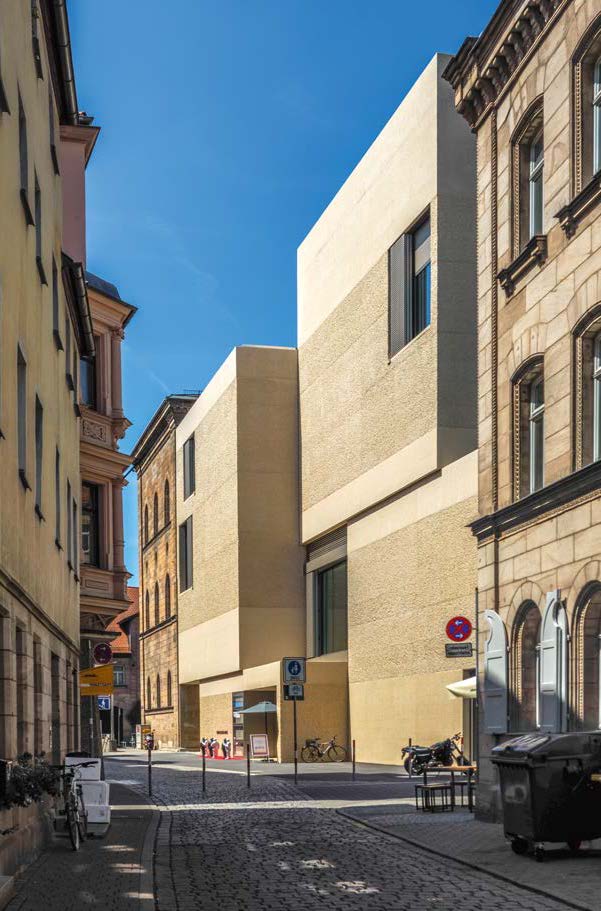 Ansicht des neugebauten Ludwig Erhard Zentrums in Fürth