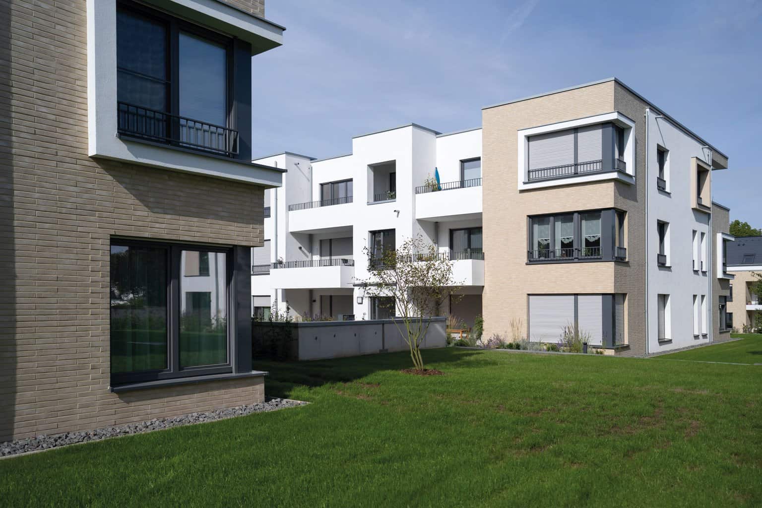 Die Neubauten der „Euskirchener Südstadtgärten“ erreichen den Effizienzhaus-55-EE-Standard. © Stiebel Eltron